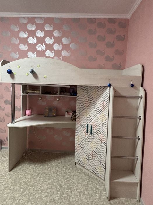 Стеллажи столы полочки 14000