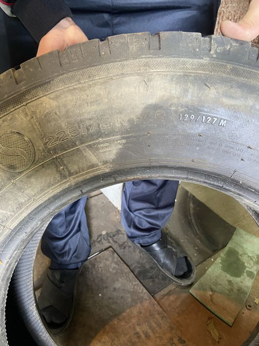 Продам резину от грузовой машины
