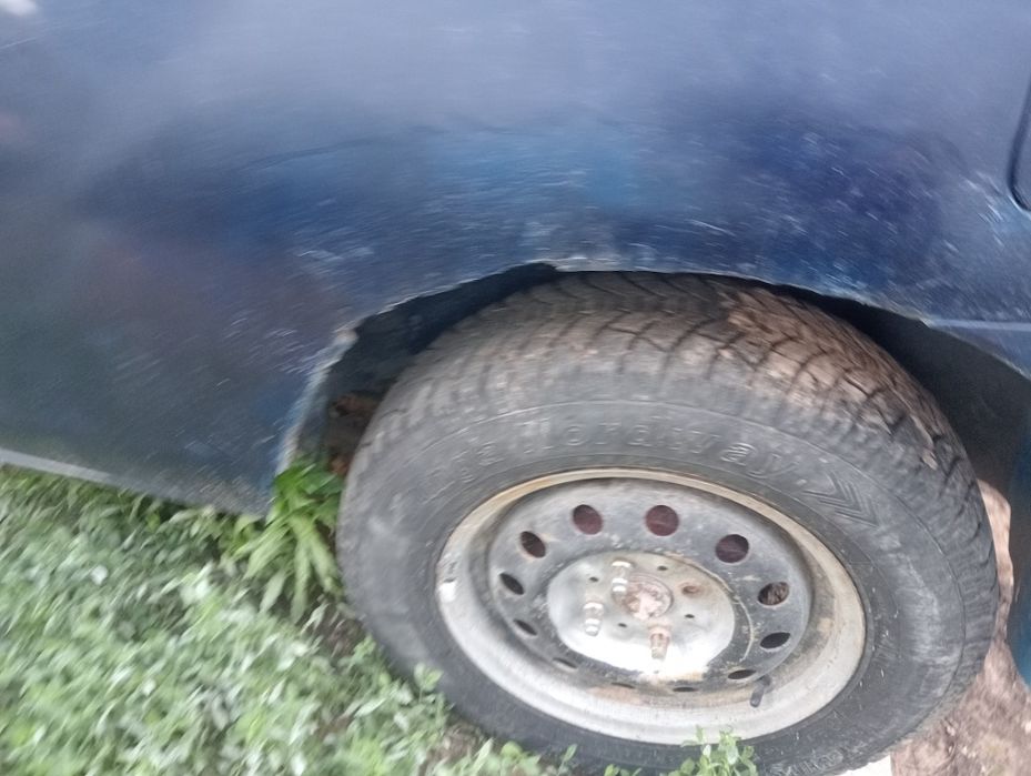 Продам авто Мазда 323