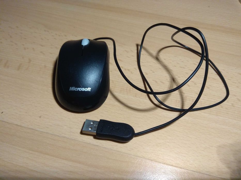 Кабелна мишка Microsoft 500V 2.0