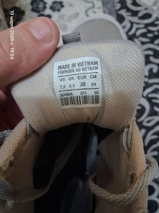 Маратонки Nike Air номер 38 (24 см.)
