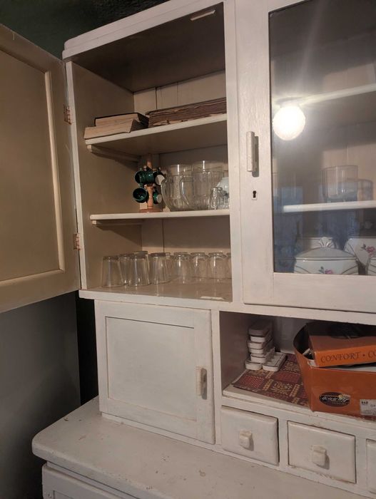 Mobila vintage bucatarie, lemn masiv, termen limuta 5 zile