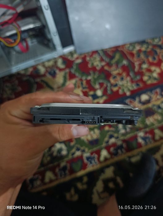 Hard disk sotiladi