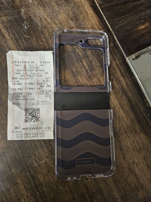 Чисто нов  кожен кейс за самсунг флип 5