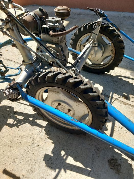 Vând motocoasa BCS