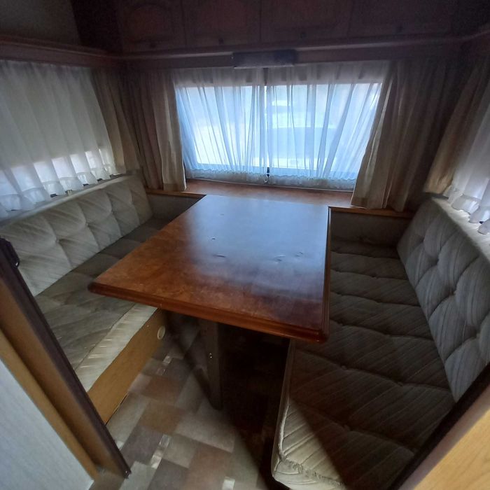 Rulotă cu panou solar