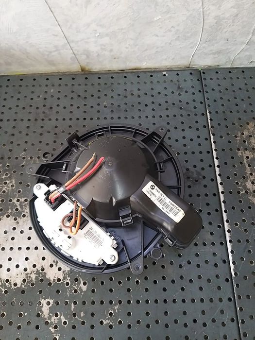 Aeroterma ventilator habitaclu 2.0 d bmw seria 1 f20 f21 t903542b 927611201 t1016251q