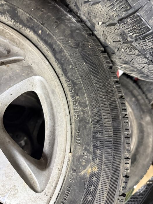 Продам диски с шигами зимние