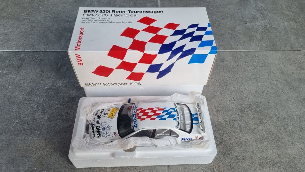 UT 1998 BMW 320i Racing Car Team Schnitzer Winkelhock 1:18