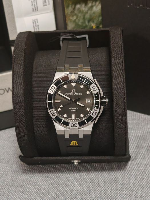 Maurice Lacroix Aikon venturer AI6057-SSL20-330-2