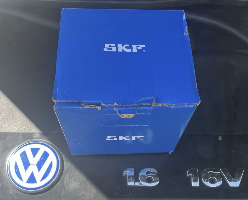 Rolă întinzător curea transmisie SKF pentru VW  golf 4 ! Produsul este NOU !!!