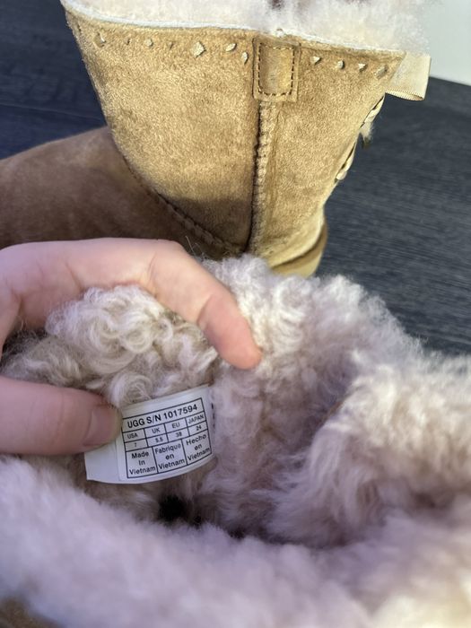 Cizme UGG mărimea 38