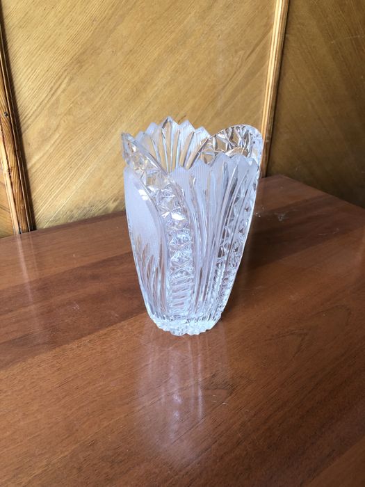 Столовая посуда, хрустальные сервисы стрловые наборы