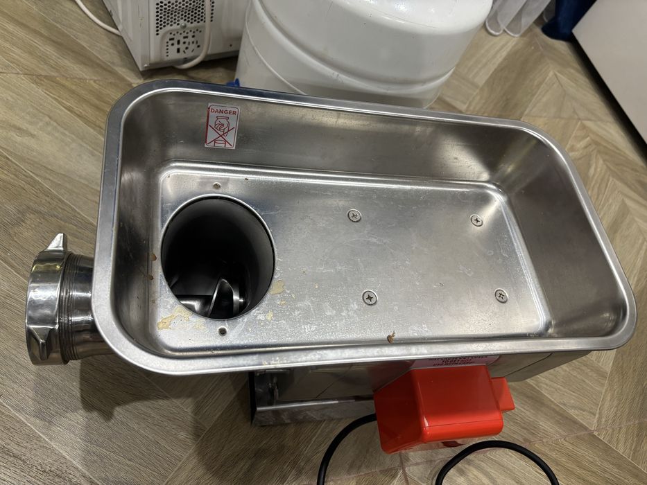 Мясарубка 22 мощный