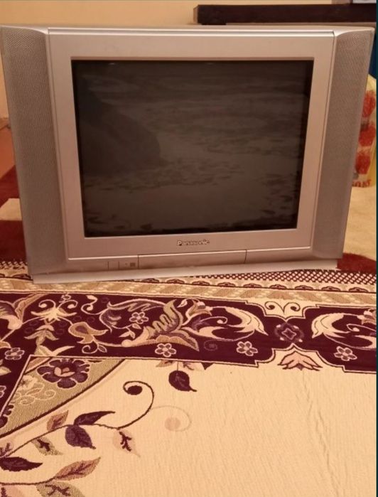 Телевизор Панасоник