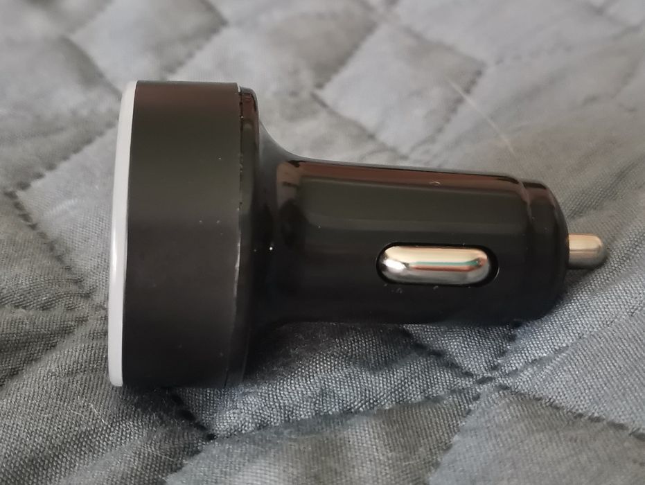 Încărcător bricheta auto