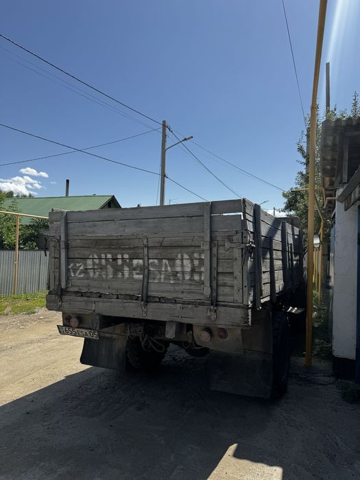 газ 52 грузовые овтомобиль