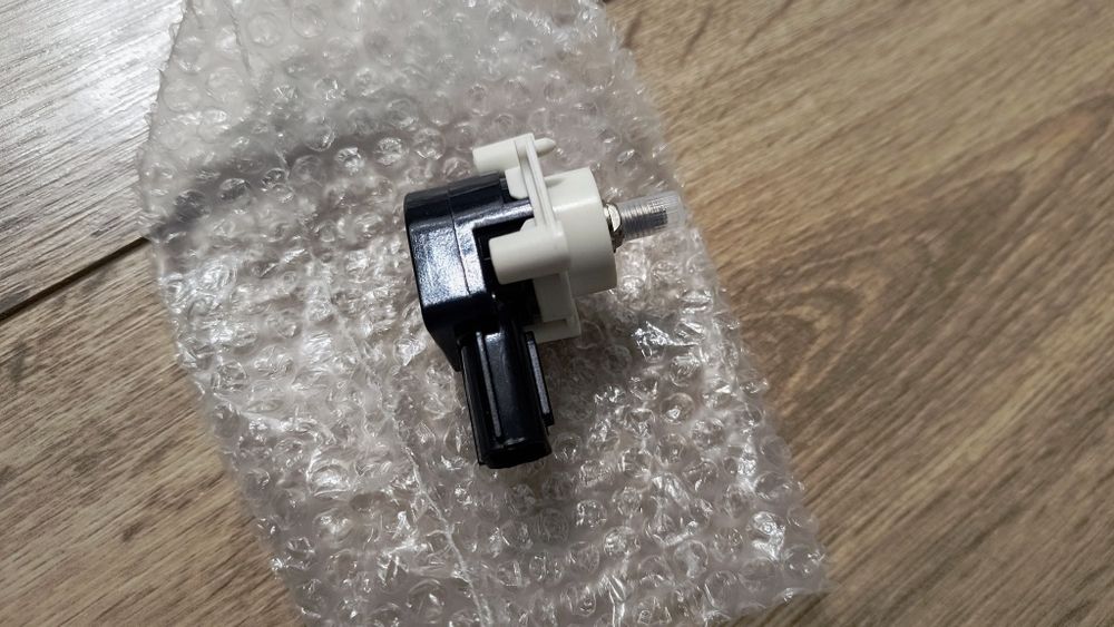 Senzor nivel faruri Honda Mazda Toyota Subaru