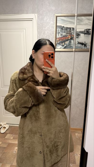 Продам норковую шубу