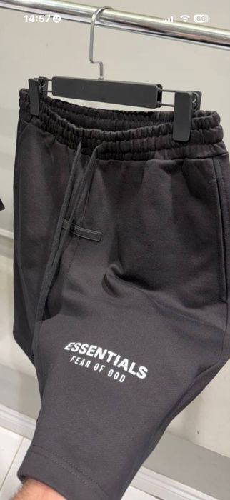 Pantaloni Essentials calitate Premium