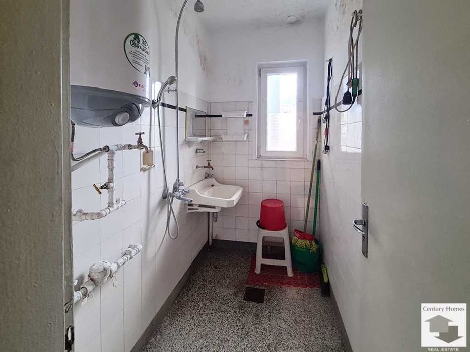 Продава се Тристаен апартамент в Велико Търново, Център - 91 кв.м за 1759 €/кв.м - Снимка #9