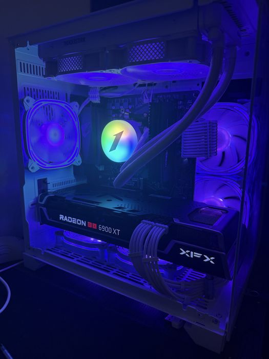Pc gaming high end,periferice cadou