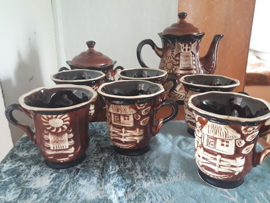 продам тарелки, сервиз( новый)