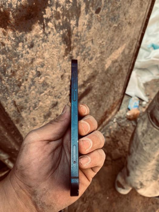 Айфон 12 акб 78%