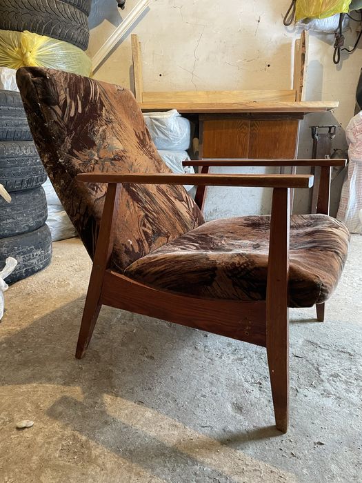 Продам винтажную тумбочку.