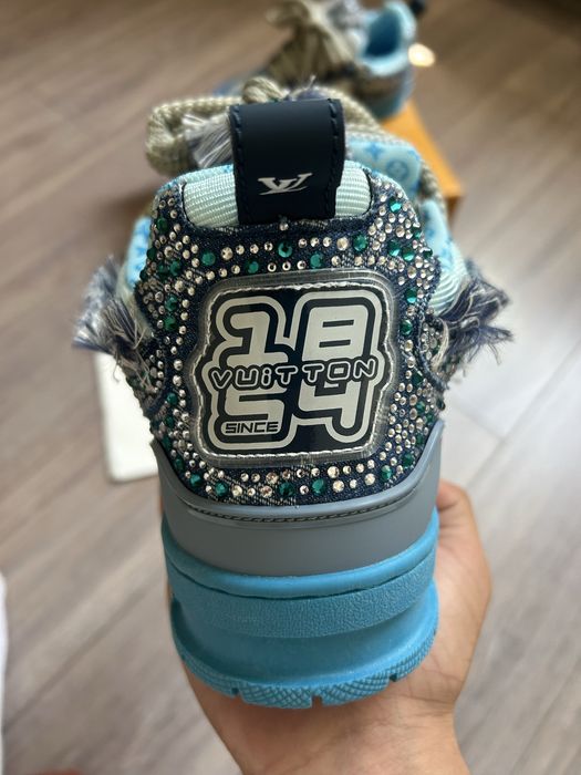 Louis Vuitton Trainner Crystal