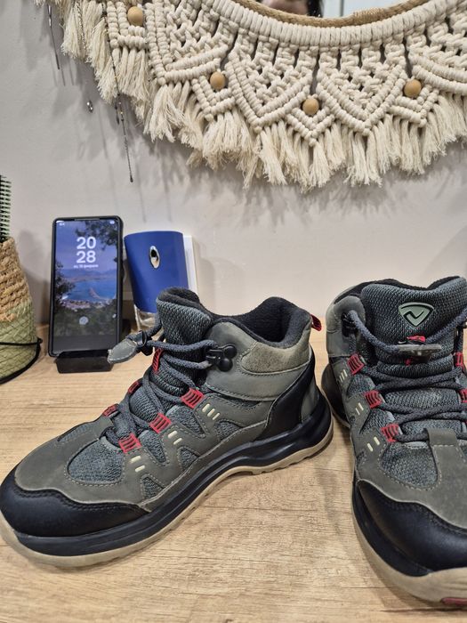 Весенние ботинки на мальчика.