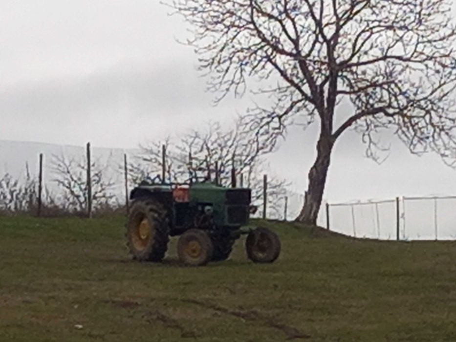 Vand tractor 445 in stare buna de funcționare