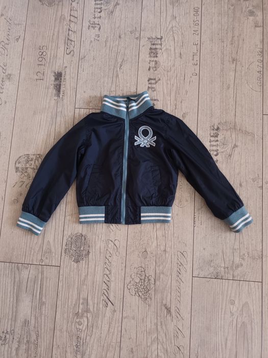 Яке benetton XXS 3-4