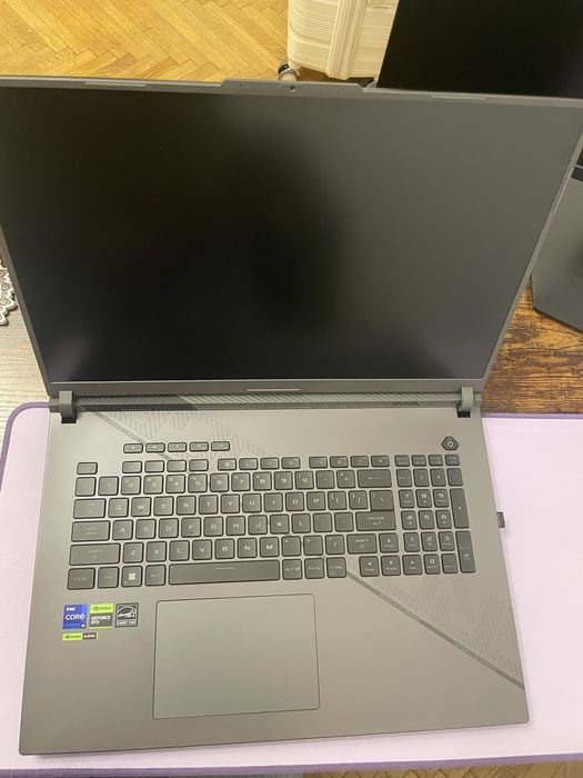 ASUS ROG Strix G18 i9-14900HX / RTX 4070 / 32GB  RAM / 1TB – Ca nou, performanță top 2025