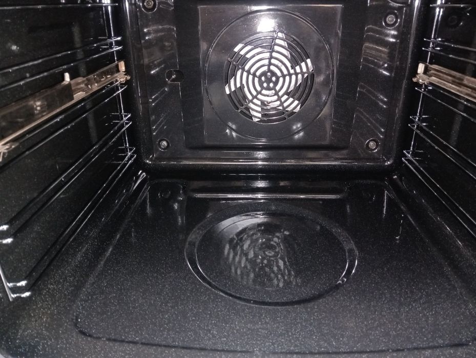 Свободно стояща печка с индукционни котлони Аег Aeg 2 години Гаранция!