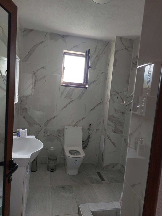 Продава се Къща в Белица - 320 кв.м за 0 €/кв.м - Снимка #2