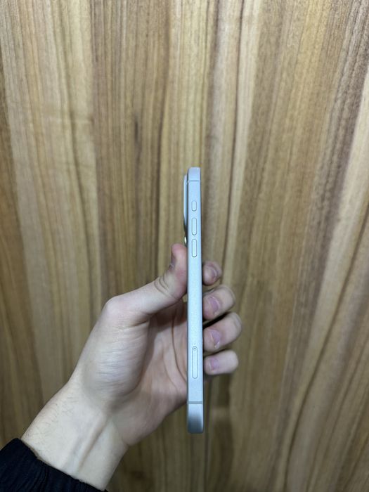 Iphone 17 pro max silver 256 gb  100% 87 sikl