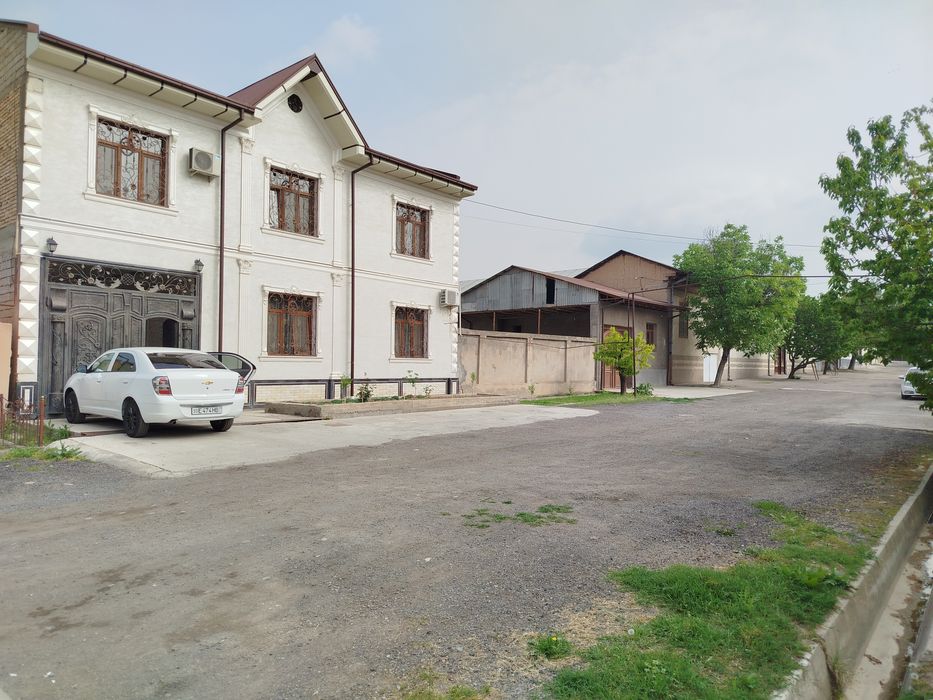 Ҳовли сотилади! Срочно!!!