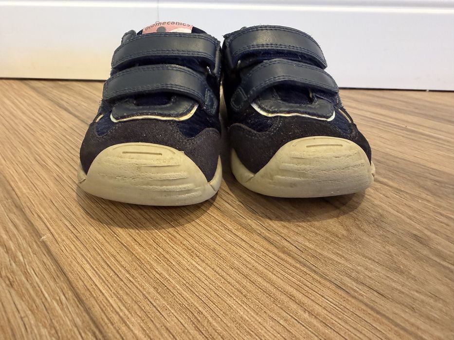 Pantofi Biomecanics marimea 24
