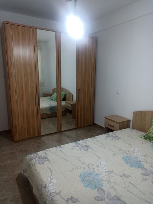 Inchiriez apt la gara