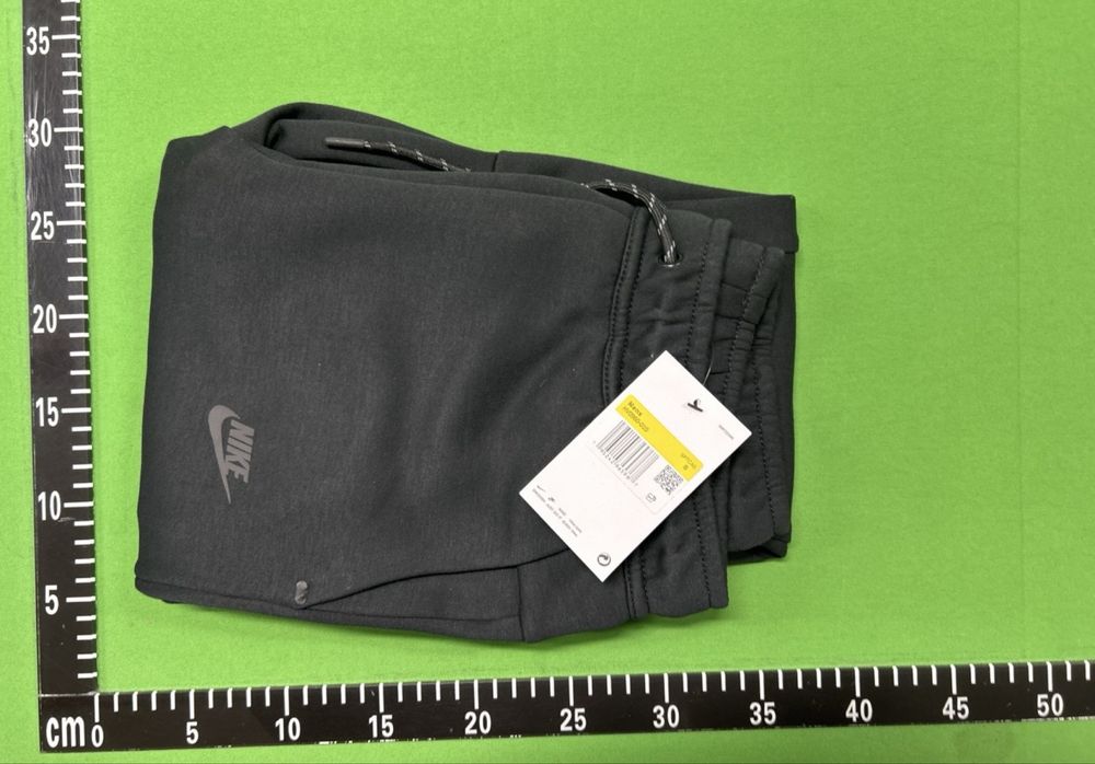 Nike Tech Fleece стил панталон – нов, размер [S]