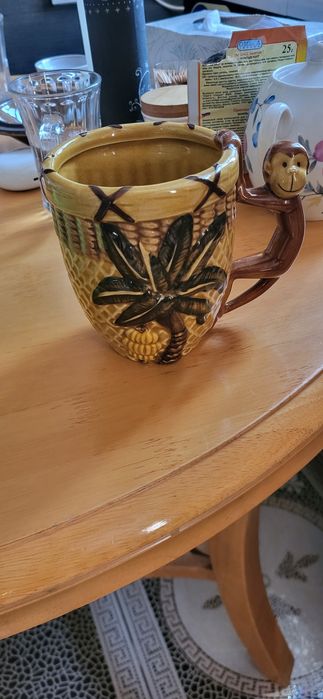 Посуда, разнокалиберная.