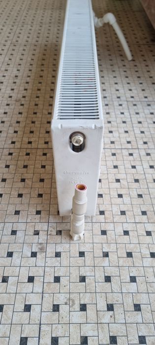 Radiator pechka sotiladi 1metr