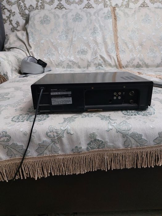 Видеомагнитофон и Dvd