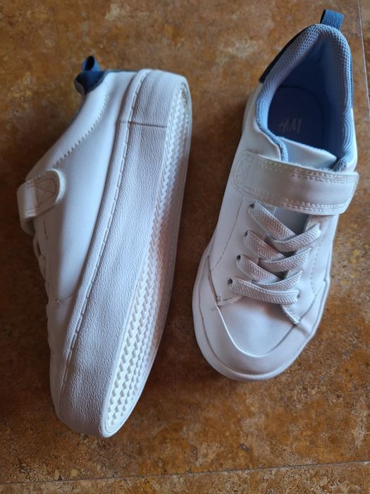 Vând adidași copii H&M 28