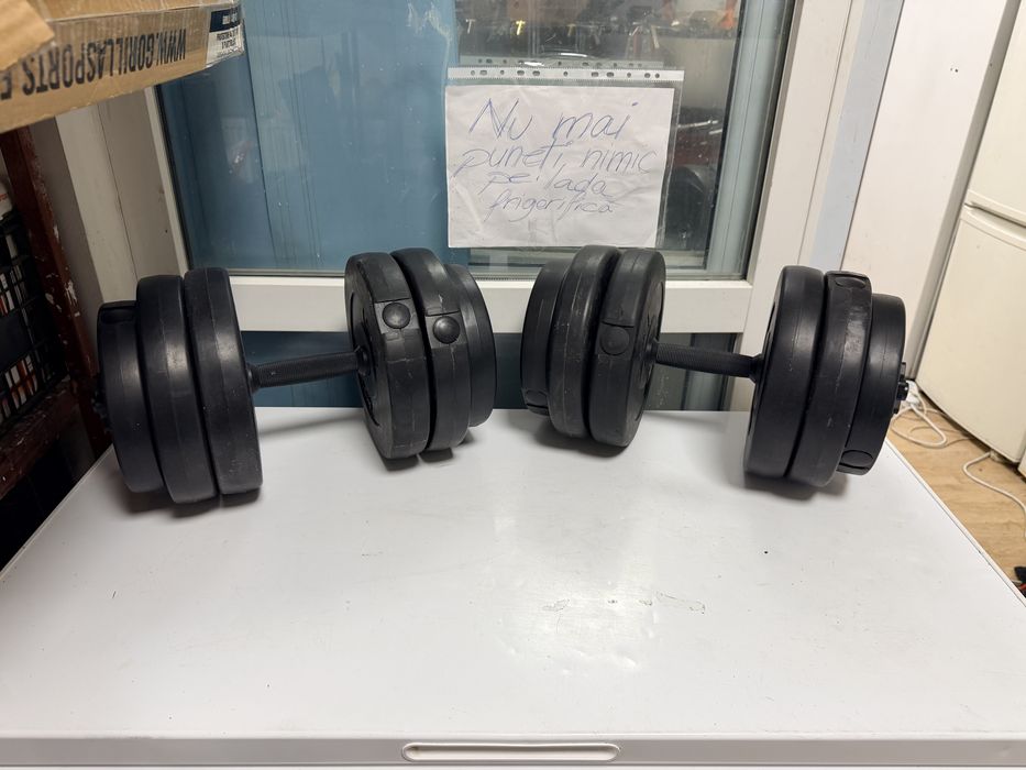 Gantere reglabile noi set 50 kg. 25 kg+25 kg=50 kg. Pret 350 lei