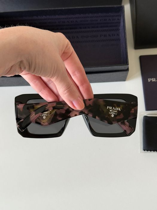 Очки Prada новые, оригинал