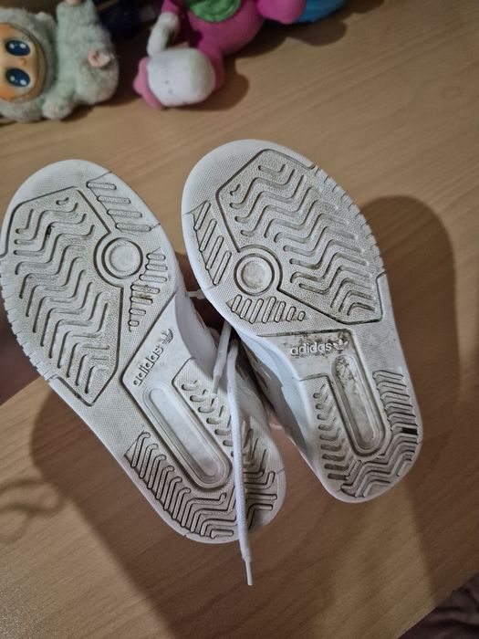 Оригинални Adidas 28 номер