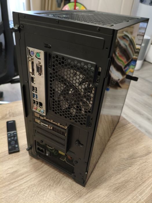 Компютър с i5 / RX 580 / 16GB RAM / SSD – готов за работа и игри