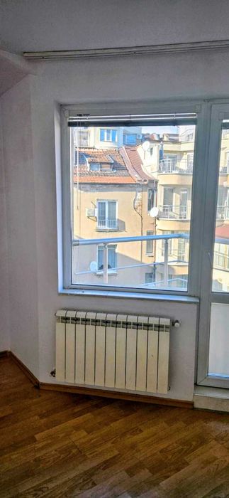 Продава се Двустаен апартамент в София, Център - 68 кв.м за 1575 €/кв.м - Снимка #9